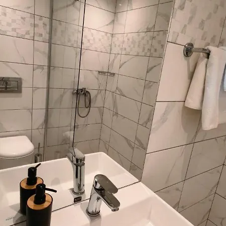 Topaz Three * سيفيري