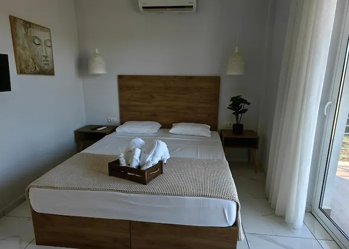 Hotel Topaz Three Siviri